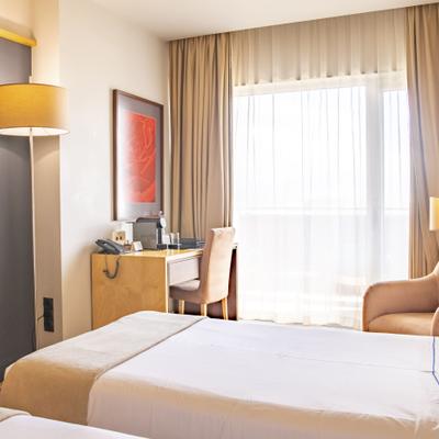 Habitación estándar VIP Executive Azores Hotel Ponta Delgada Habitación estándar VIP Executive Azores Hotel Ponta Delgada