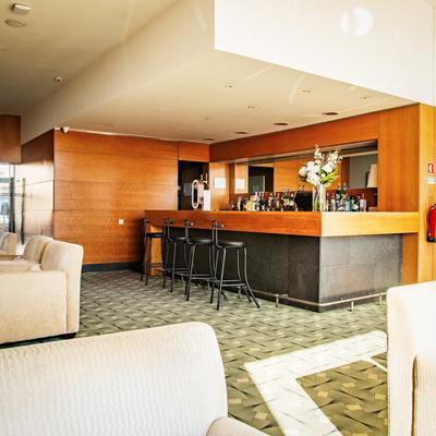 Pasillo VIP Executive Santa Iria Hotel Lisboa Pasillo VIP Executive Santa Iria Hotel Lisboa