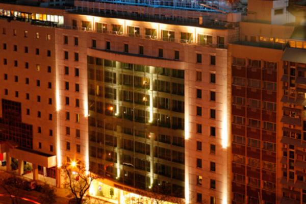 Façade Hotel VIP Executive Entrecampos Lisboa Façade Hotel VIP Executive Entrecampos Lisboa