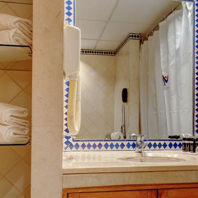 Baño VIP Executive Éden Aparthotel Lisboa Baño VIP Executive Éden Aparthotel Lisboa