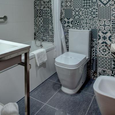 Baño VIP Inn Berna Hotel Lisboa Baño VIP Inn Berna Hotel Lisboa